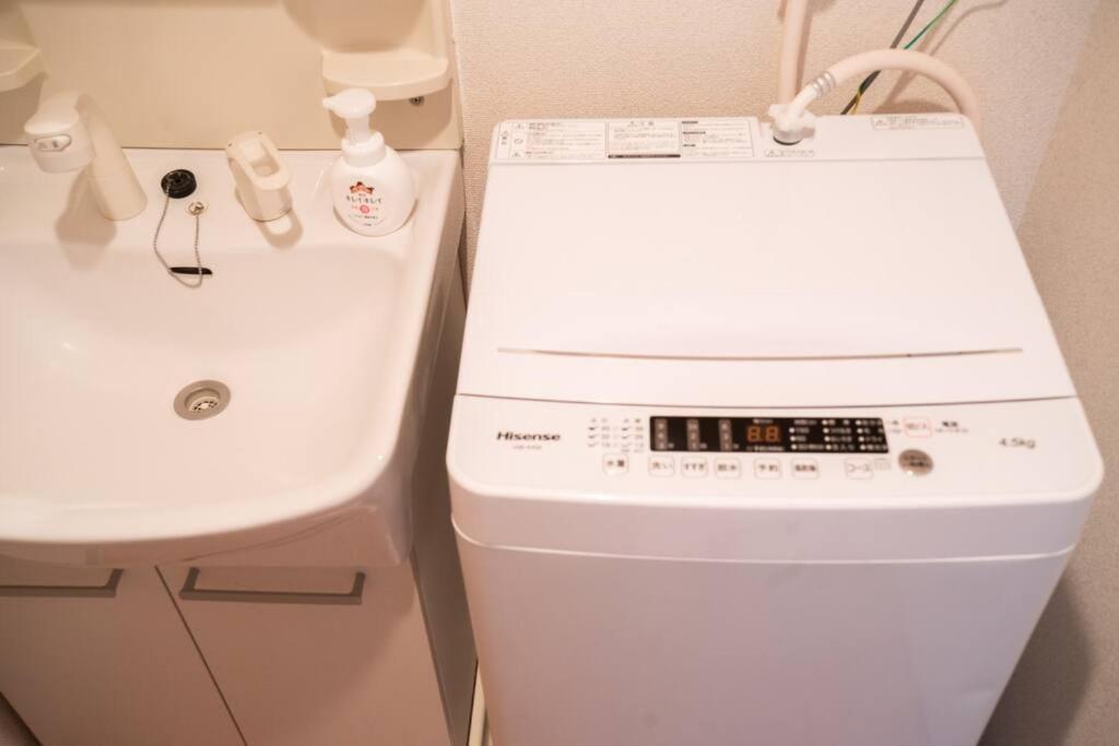 新宿一站5分钟-酒馆购物街-安静品质公寓-直达皇居秋叶原-104 Токіо Екстер'єр фото